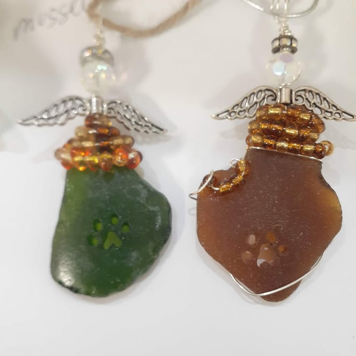 paw print seaglass Angels